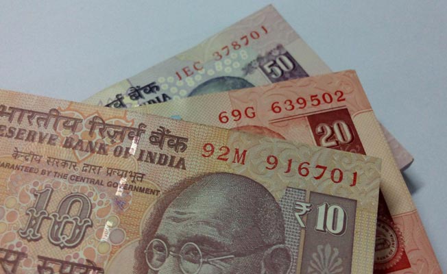 Rupee falls by 10 paise against US dollar 