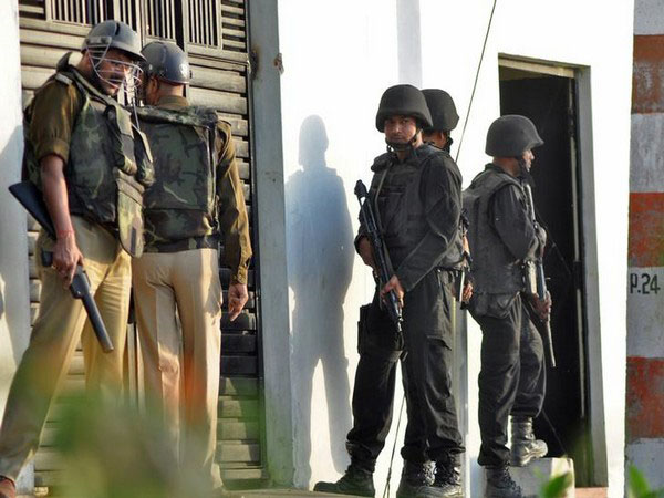 Security forces in an operation at Thakurganj area of Lucknow. 