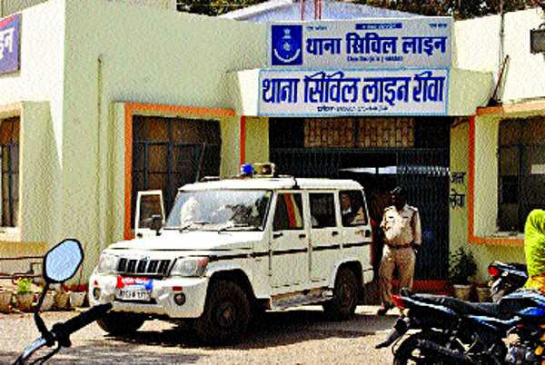 पुलिस ने सात लोगों को हिरासत में लिया