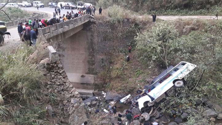  Bus fell into a stream in Manipur's Senapati 