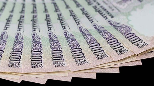 Rupee gains in the final session of 2016-17 as it strengthened by 12 paise against dollar 