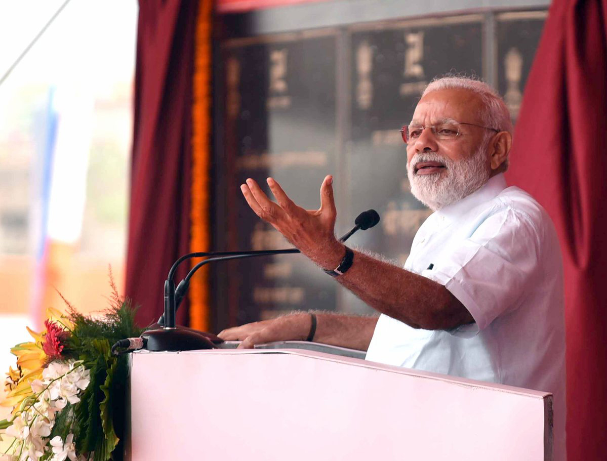 Prime Minister Narendra Modi addressing the gathering at a function, in Sahibganj, Jharkhand