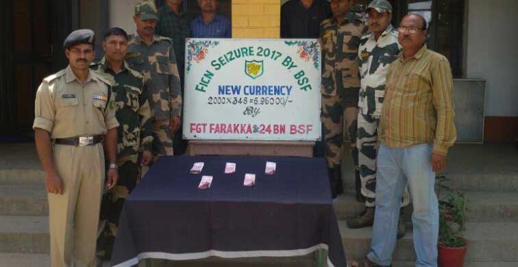 BSF  has seized 348 fake currency notes 