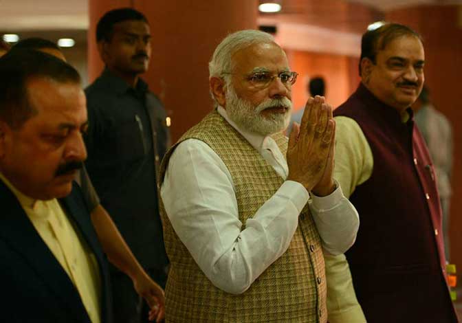 Prime Minister Narendra Modi with Parliamentary Affairs Minister Ananth Kumar at the BJP parliamentary party meeting (file photo)