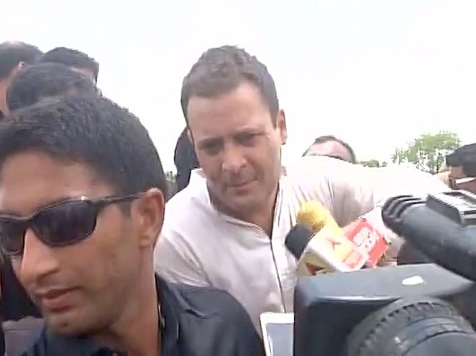 Rahul Gandhi his way to Neemuch in Mandsaur 