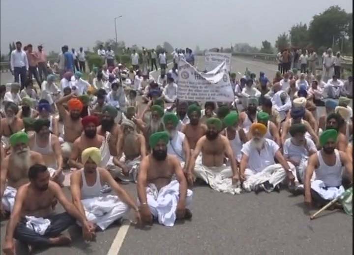 Farmers protest 