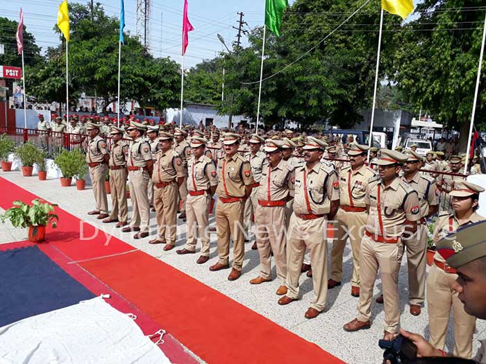 पुलिस लाइन में स्वतंत्रता दिवस समारोह