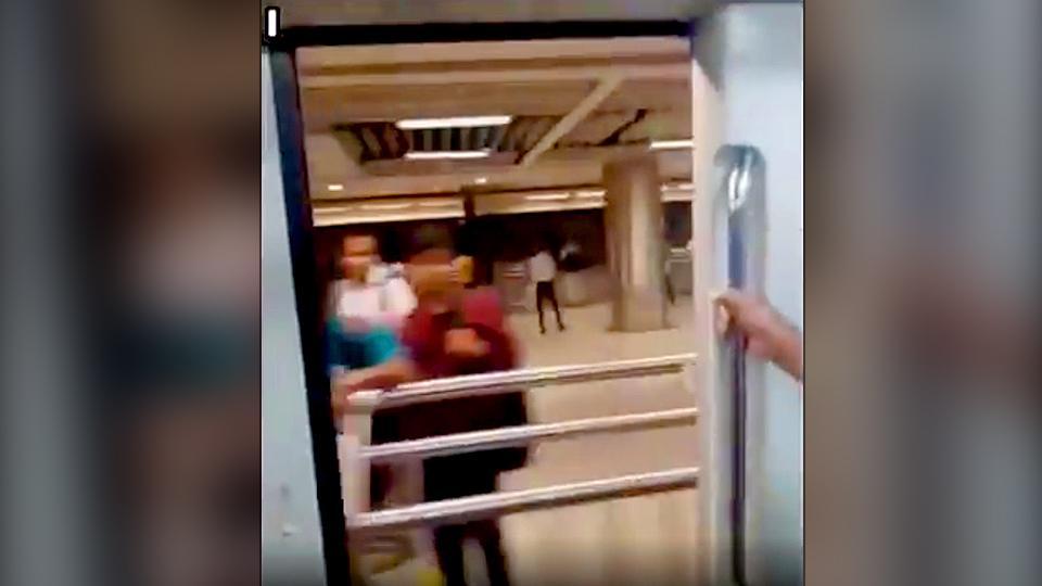 The incident took place at Delhi metro’s Yellow line 