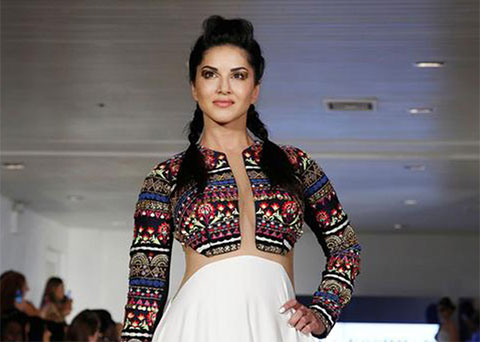 Sunny leone