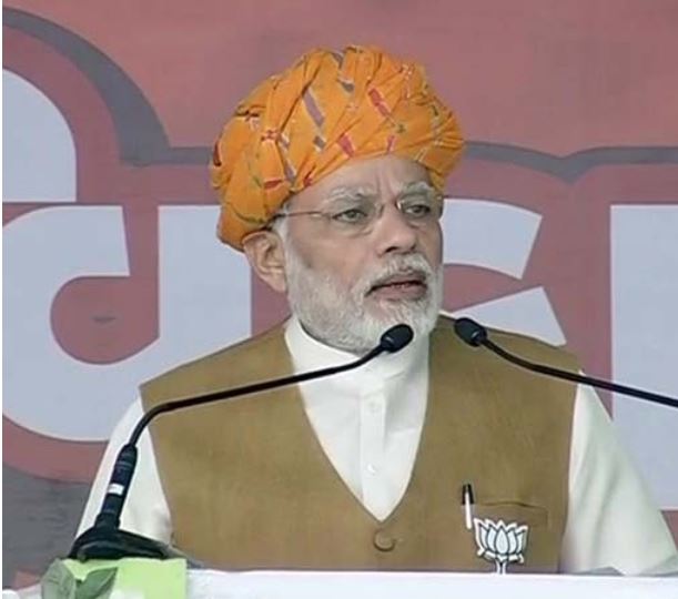 Prime Minister Narendra Modi addressing a rally in Banaskantha