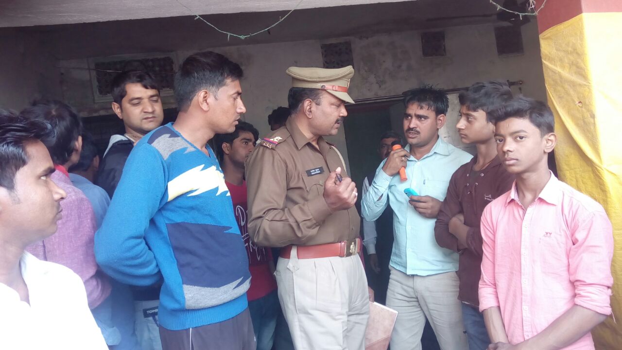 घटना के बाद मौके पर मौजूद पुलिस