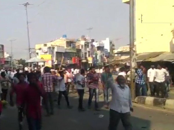 Clashes between  TDP and YSRCP in Kadapa