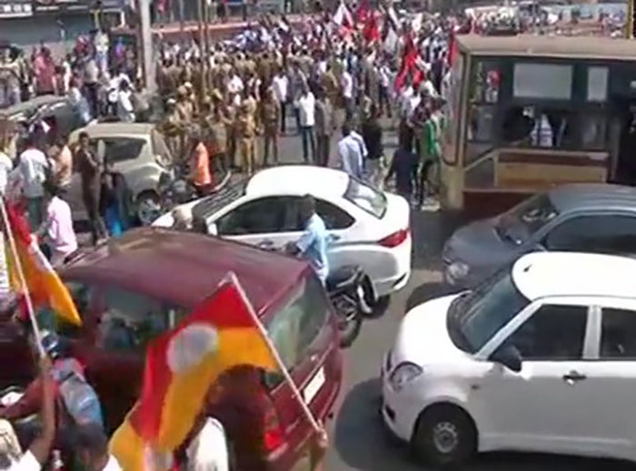  Heavy police force deployed in view of the protests