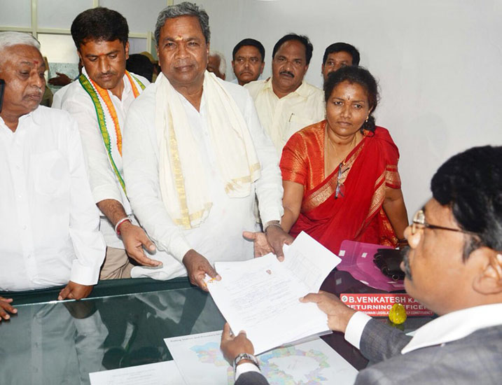 Siddaramaiah files nomination from Chamundeshwari constituency