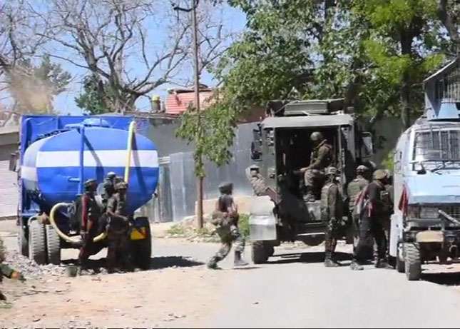 Indian Army at encounter place  