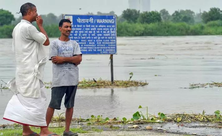 The sub-divisional magistrates have been instructed to maintain vigil of the Yamuna river