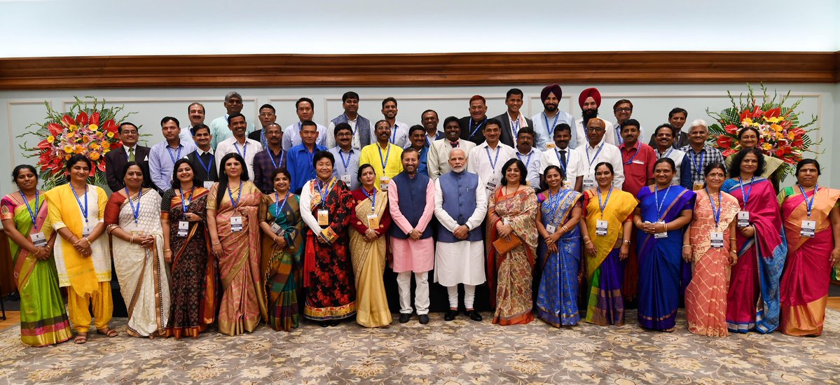 Prime Minister Narendra Modi with award winning teachers