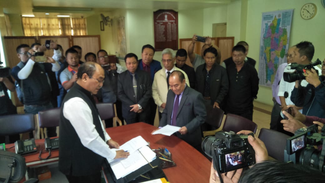 Mizoram Speaker Hiphei giving resigns from his post