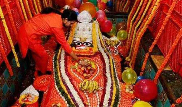 हनुमान जयंती पर मंदिरों में पूजा-अर्चना