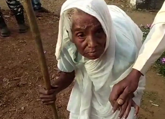 100-year-old woman cast her vote