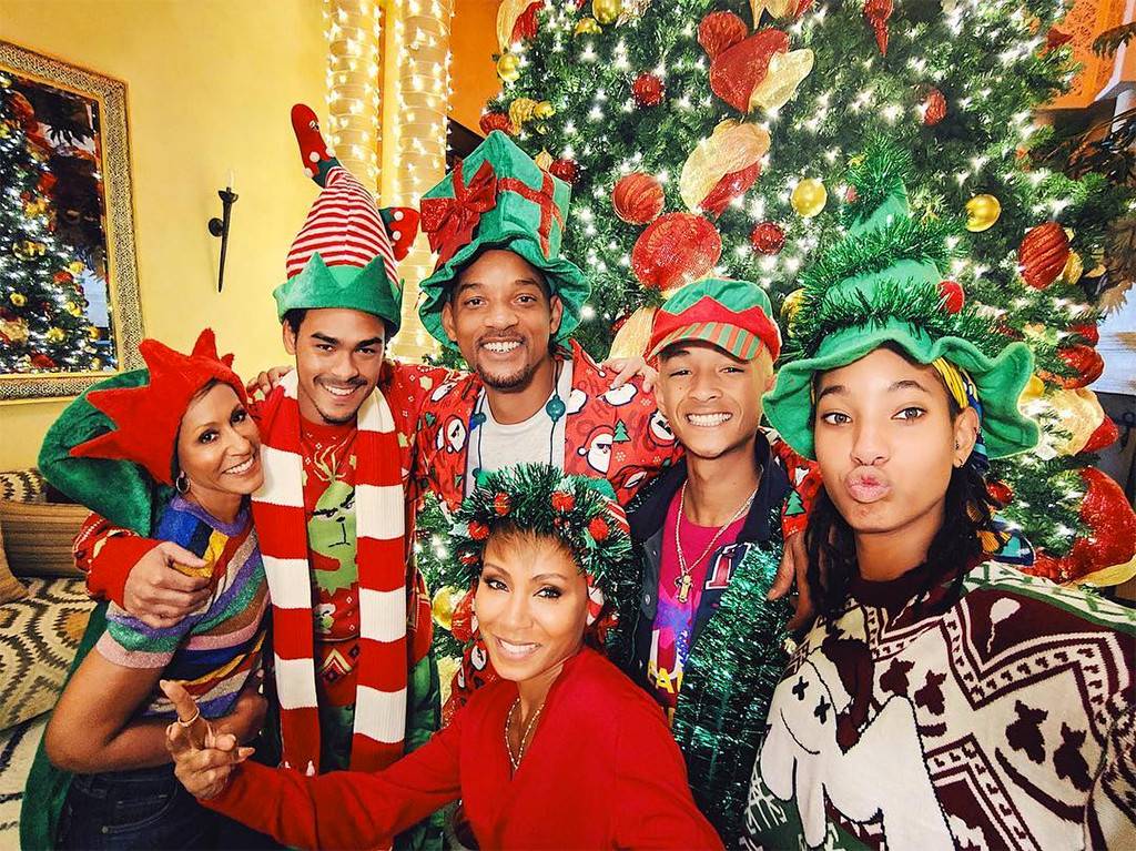 Will Smith along with his family