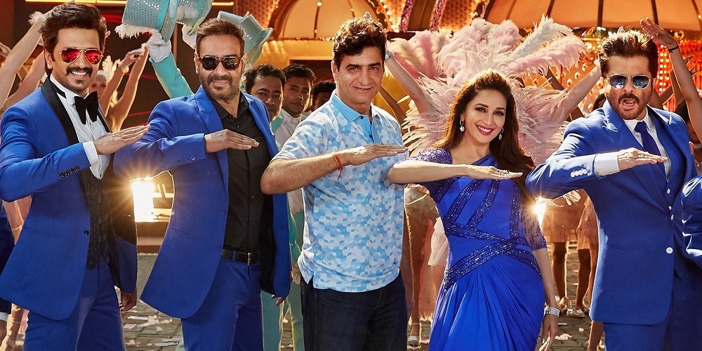 Total Dhamaal team