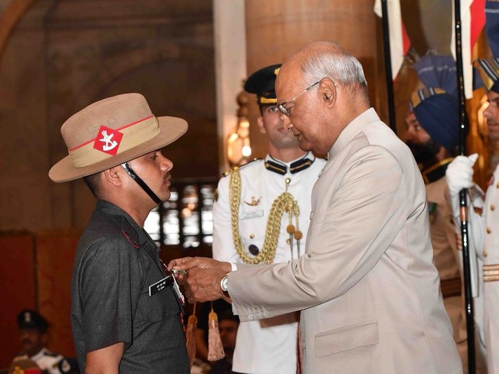 President Ram Nath Kovind gives away the gallantry awards