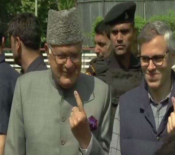 National Conference leaders Farooq and Omar Abdullah posed for a photo after casting their votes