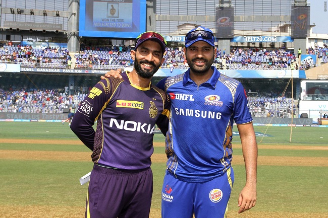 Captain of Kolkata Knight Riders Dinesh Karthik and Mumbai Indians Rohit Sharma