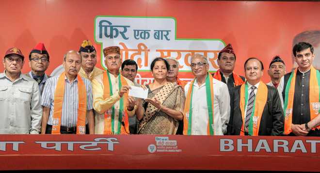 Seven retired officers of the armed forces  join BJP