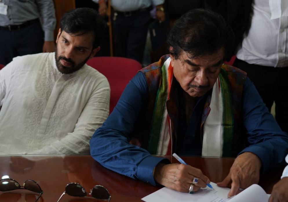 Shatrughan Sinha files his nomination