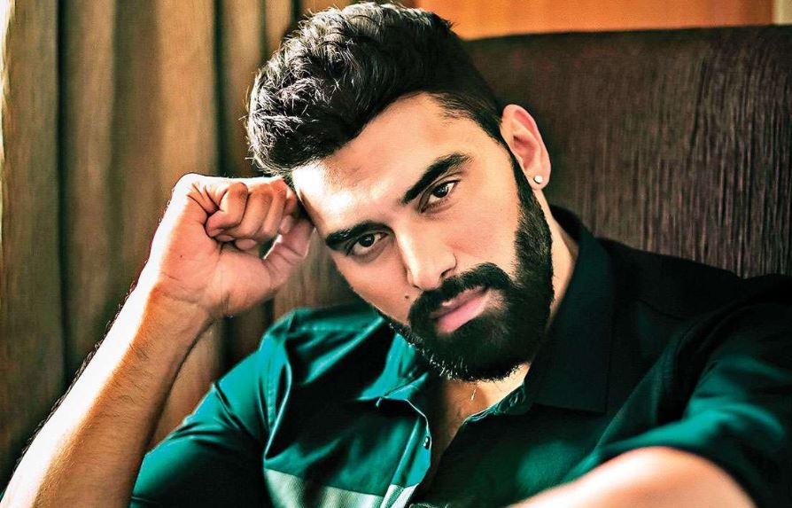 Nikitin Dheer