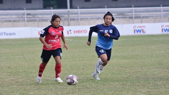 Sethu FC and Baroda Football Academy in action