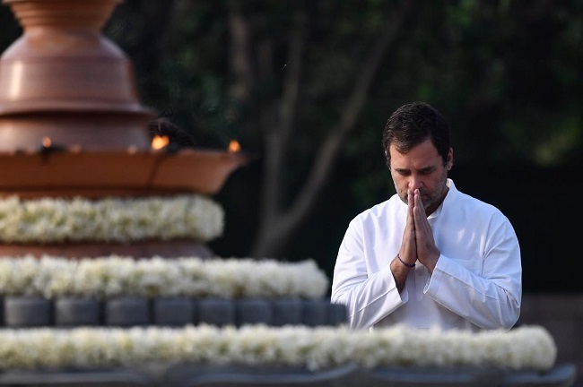 Congress President Rahul Gandhi pays tribute to his father Rajiv Gandhi on death anniversary