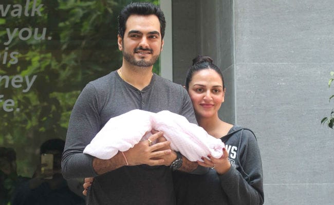 Esha Deol and Bharat Takhtani welcome their baby girl