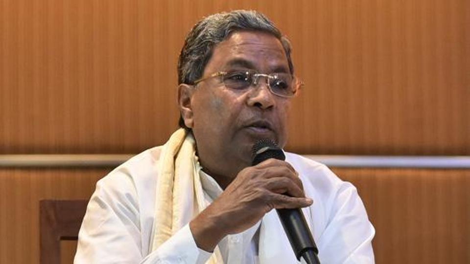 Karnataka Congress Legislature Party leader Siddaramaiah speaking to media