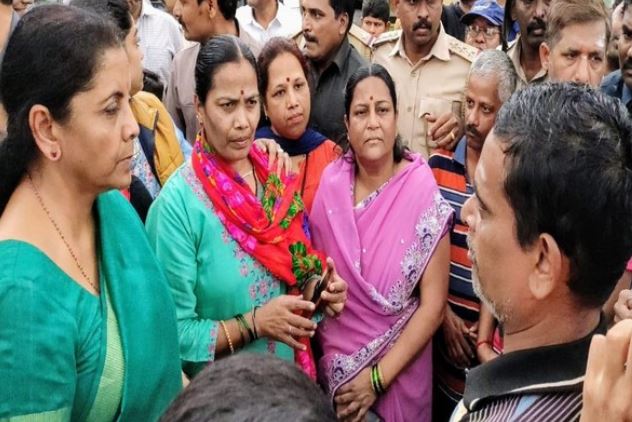 Union Finance Minister Nirmala Sitharaman visited the flood-affected areas in Belgaum