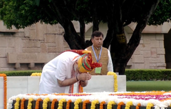 Prime Minister Narendra Modi paying tribute at Raj Ghat