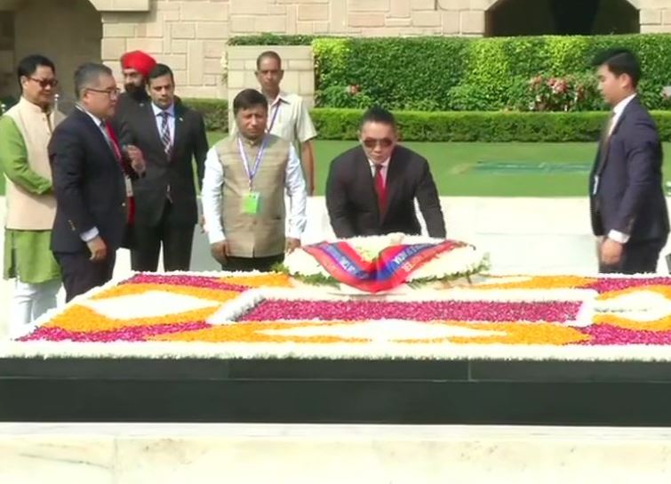 President of Mongolia Khaltmaagiin Battulga paying tributes at Rajghat