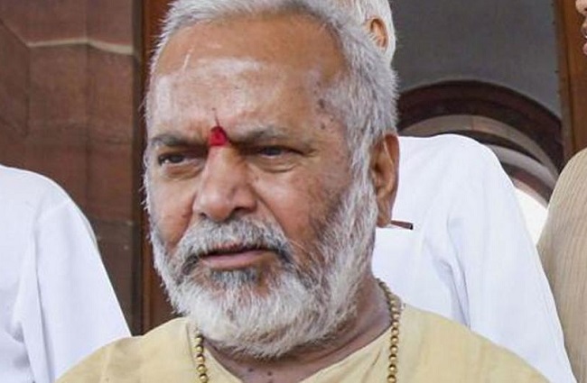 Swami Chinmayanand