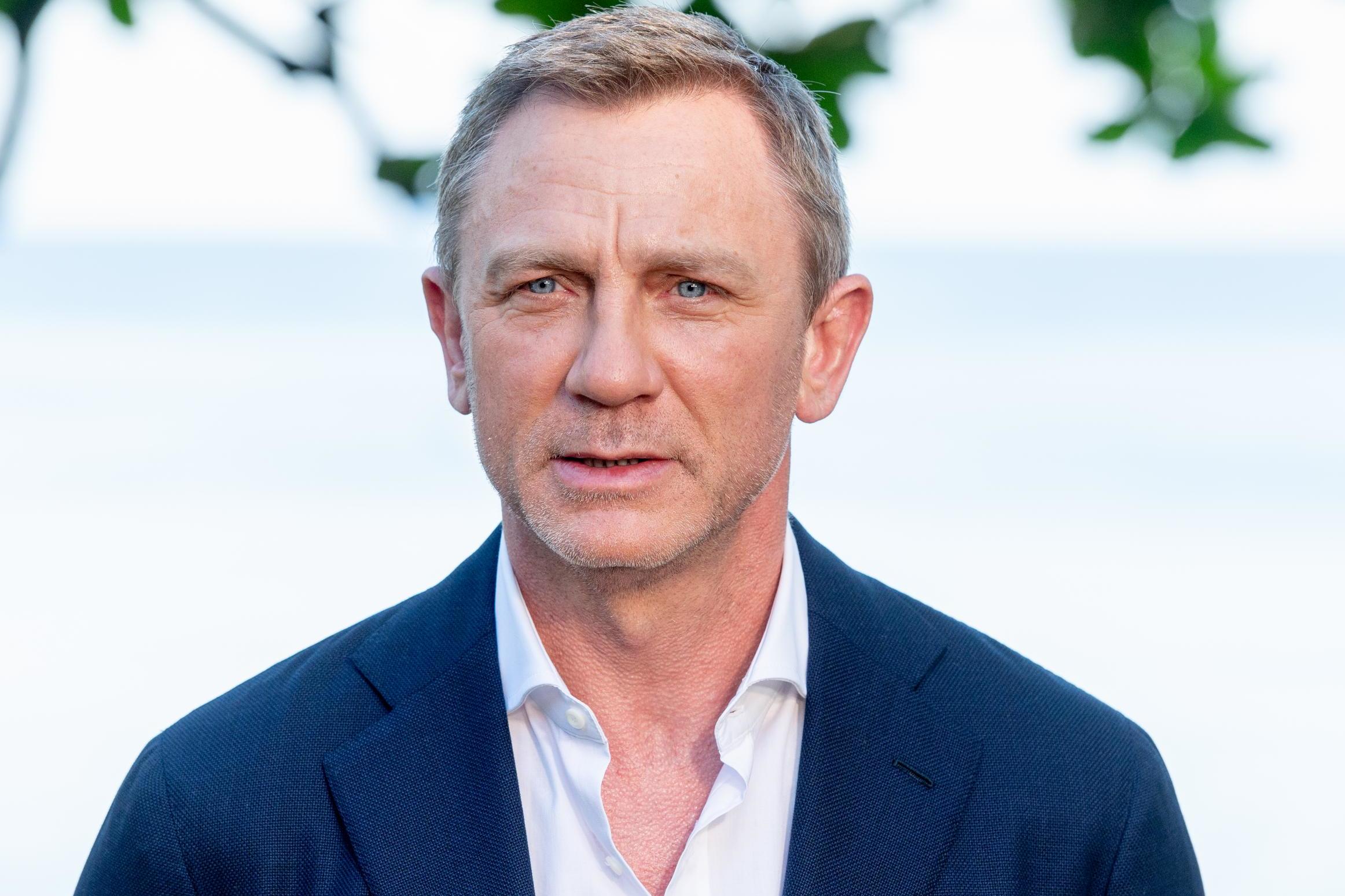 Daniel Craig