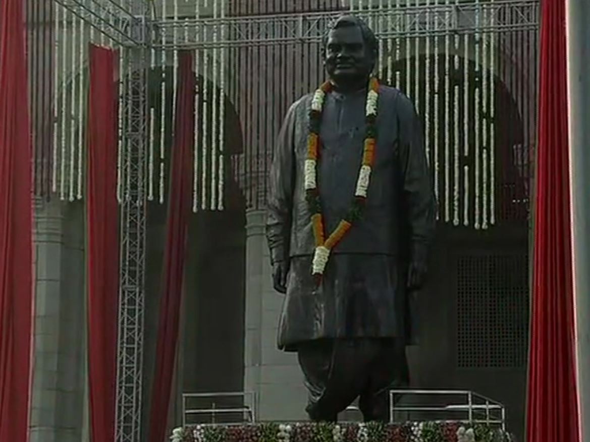 The statue of former Prime Minister Atal Bihari Vajpayee unveiled Lok Bhawan