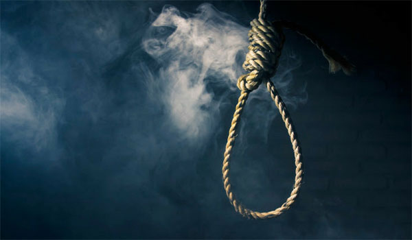 Woman found hanging in UP, family alleges dowry death (Representational Image)