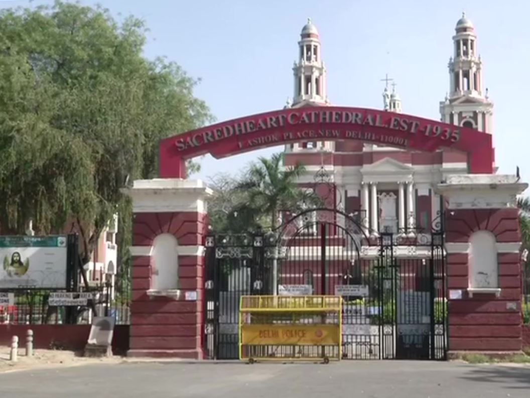 A visual of the Sacred Heart Cathedral near Gol Dak Khana in Delhi.