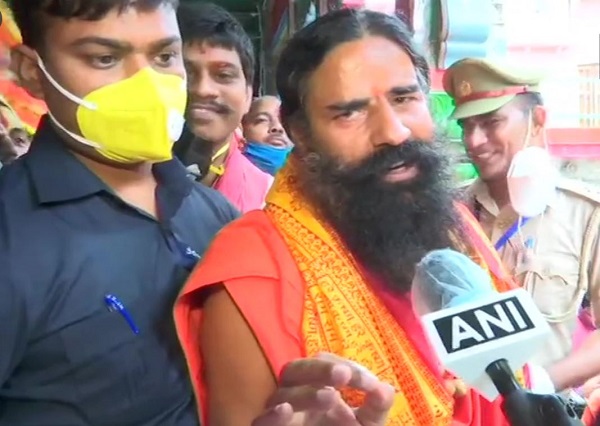 Ramdev speaking at Hanuman Garhi temple in Ayodhya