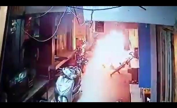 Jeweller set on fire