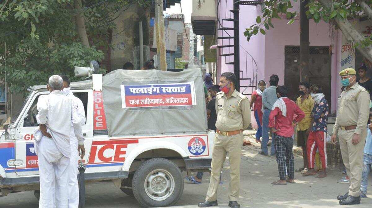 सड़क किनारे मिला कारोबारी का शव, जांच में जुटी पुलिस (फाइल फोटो)