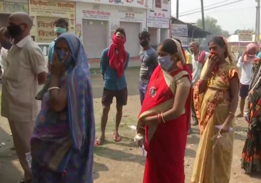 People standing to caste vote