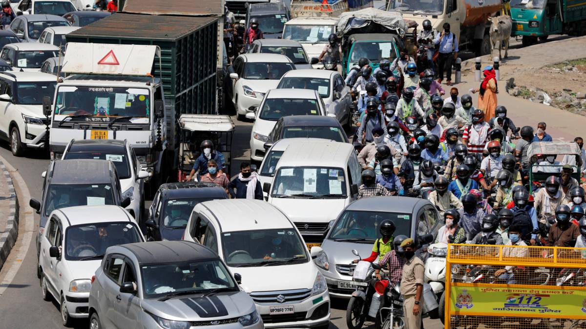 Traffic on Delhi borders continues to remain affected