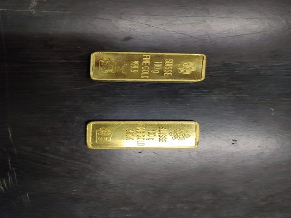 Gold biscuits seized at Jaipur Airport